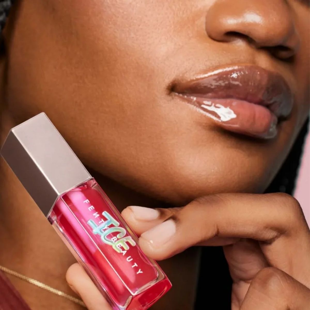 SOG - Fenty Beauty Gloss Bomb Ice Cooling Lip Luminizer