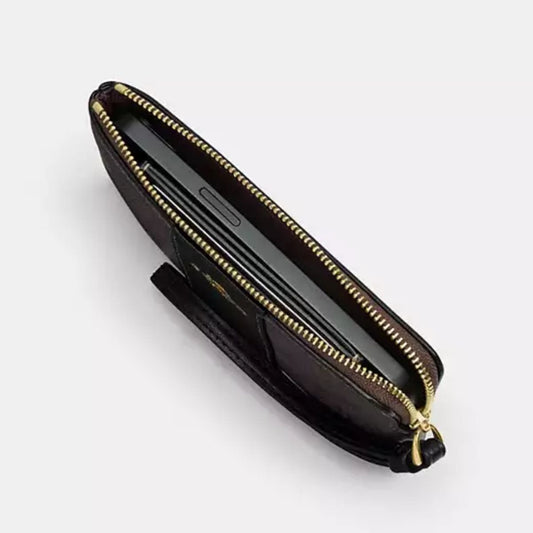 ACC 900 - Coach Signature Brown And Black Wristlet