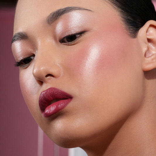 MART - Berry Pop Cheek Trio Blush & Highlighter Palette.