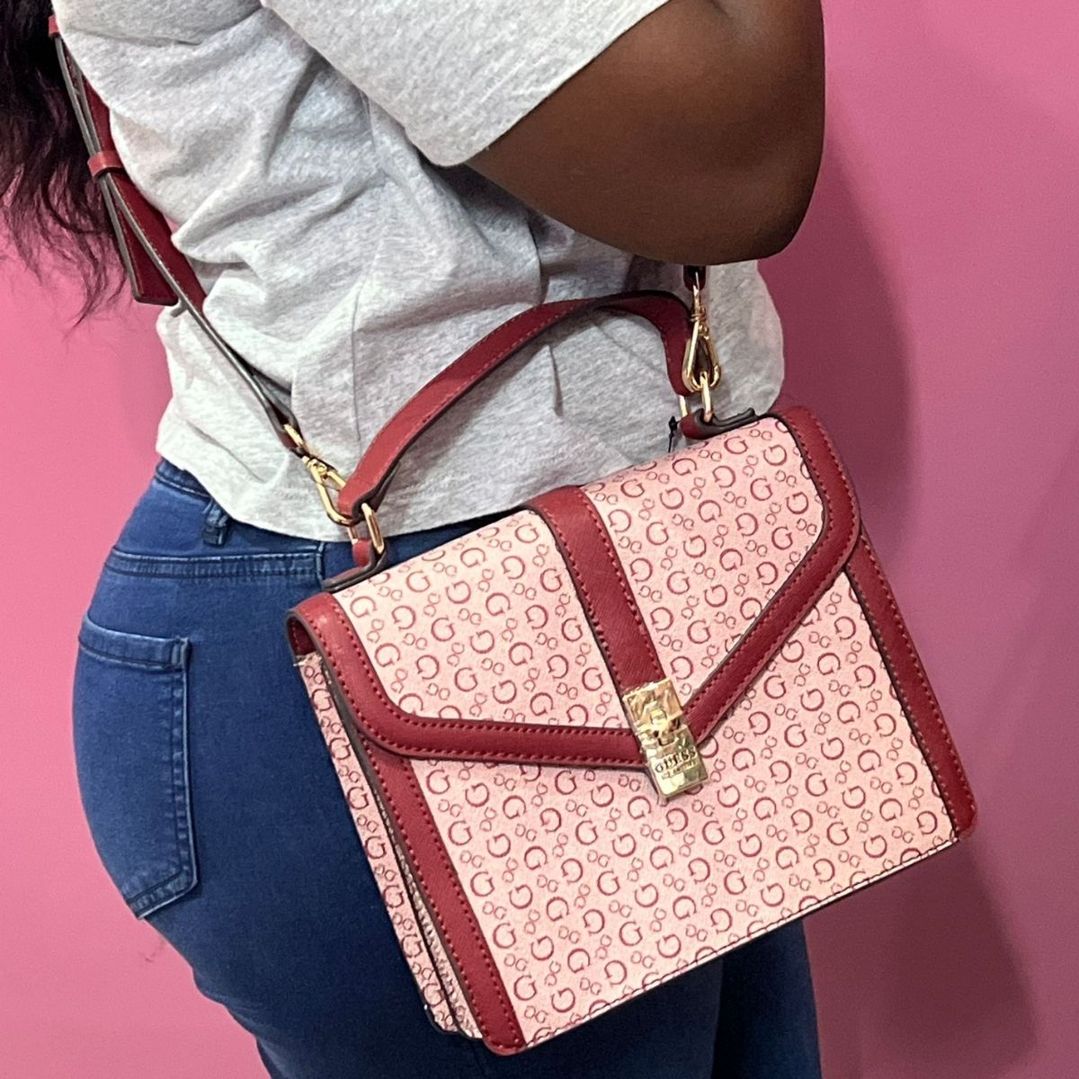 ACC 656 - Guess Elonzo Top Handle Crossbody Bag