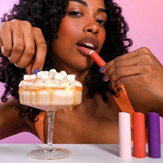 TAF - EOS Flavor Lab 'Nilla Milkshake Lip Balm