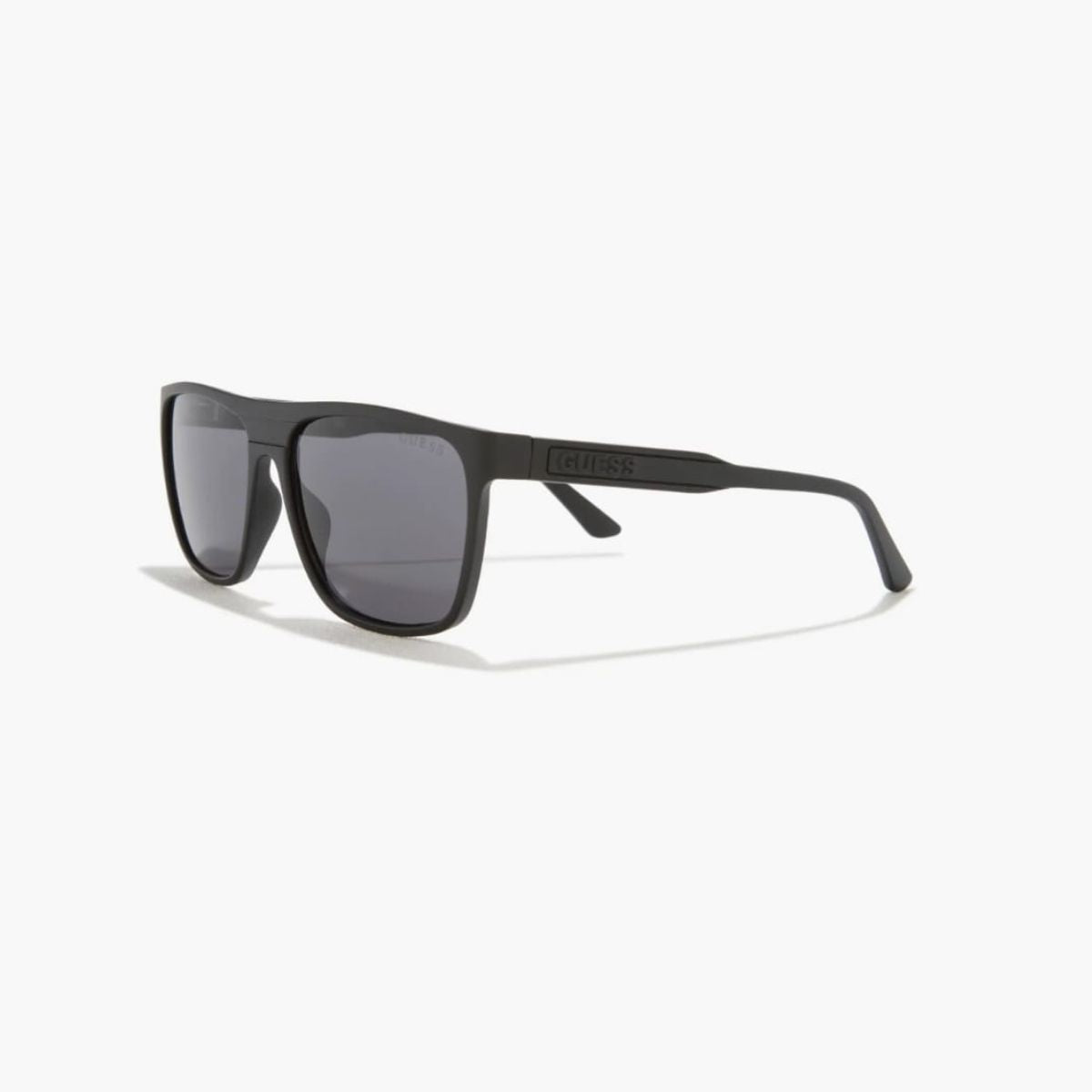 CUR 733 - Guess 59mm Square Sunglasses