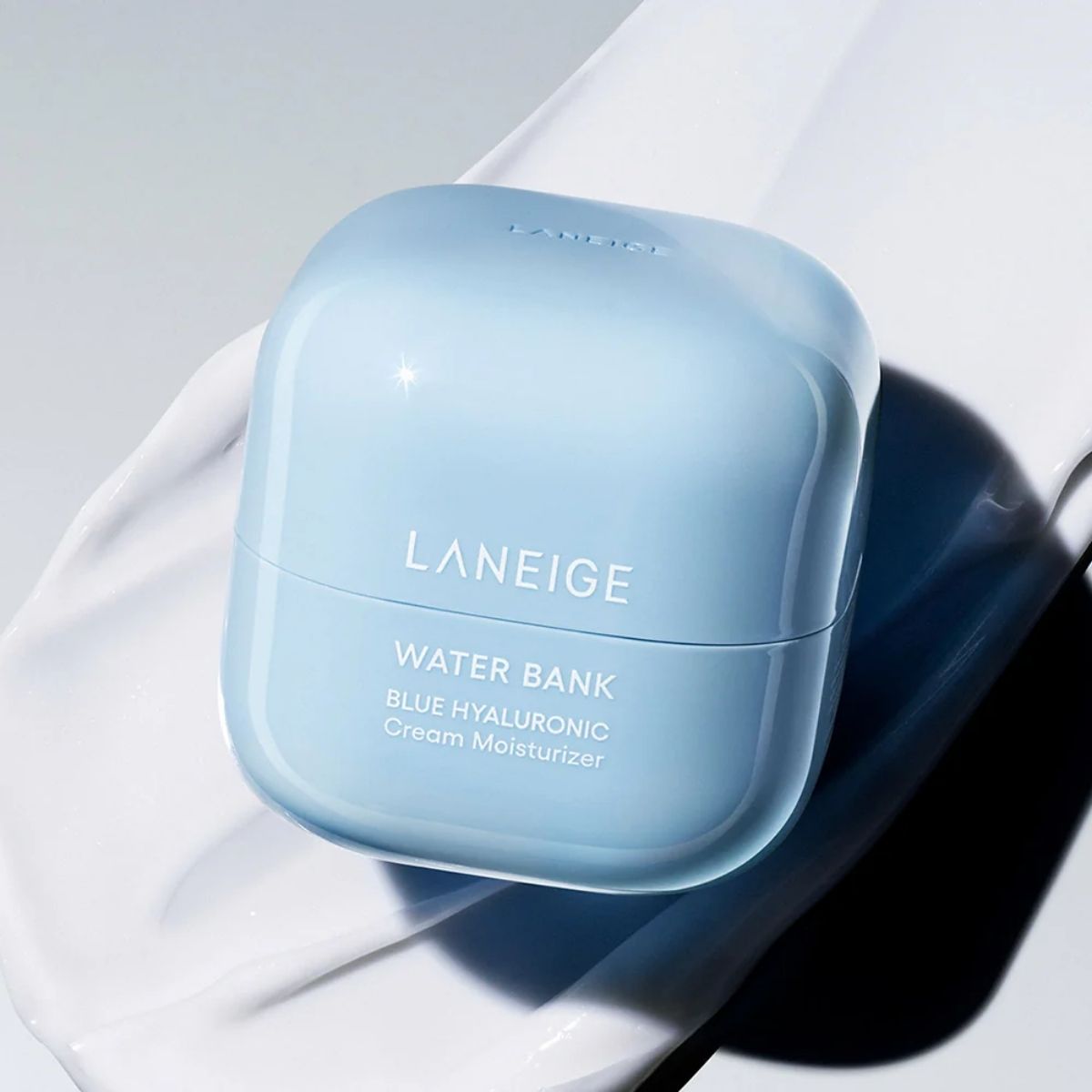 MART - Laneige Water Bank Blue Hyaluronic Gel Moisturizer.