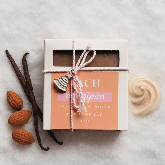 SACH Luxe XL Holiday Gift Bar with Charm