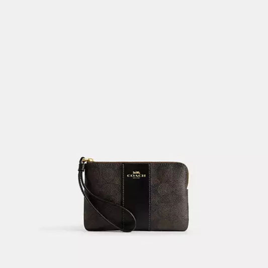 ACC 901 -  Coach Signature Black Wristlet