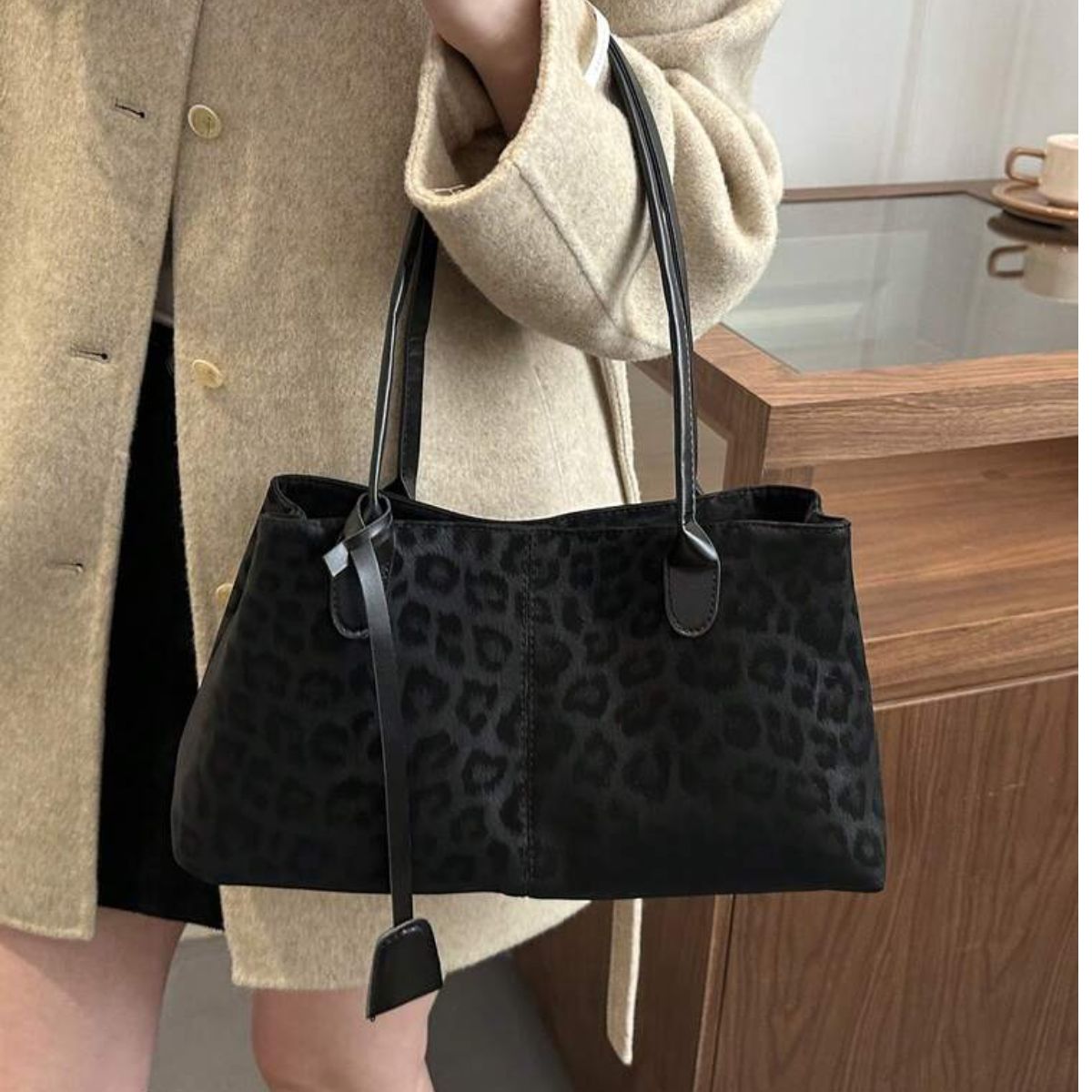 LGG -  Black Faux-leather Leopard Print Shoulder Bag