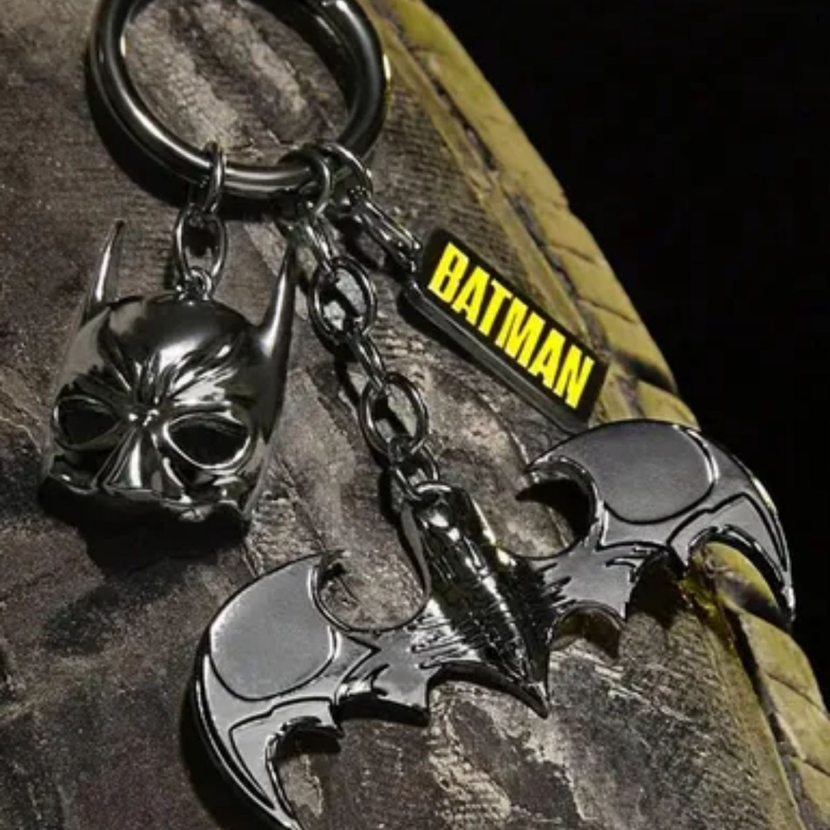 LGG - Batman Keychain